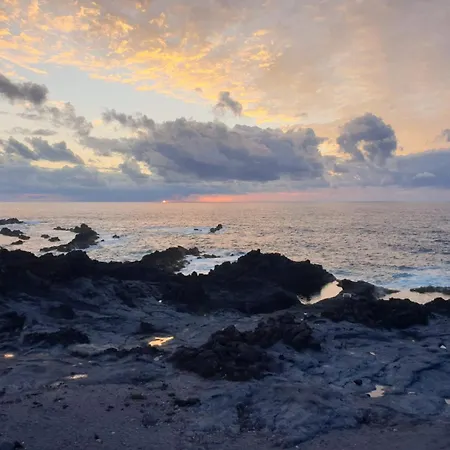 Onda - Rural In The Countryside Of Sao Miguel Pilar
